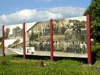 Bildtafel-vor-dem-Heimatkundemuseum.jpg